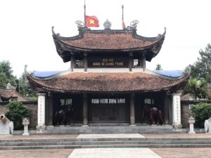 15-den-tho-quang-trung-1