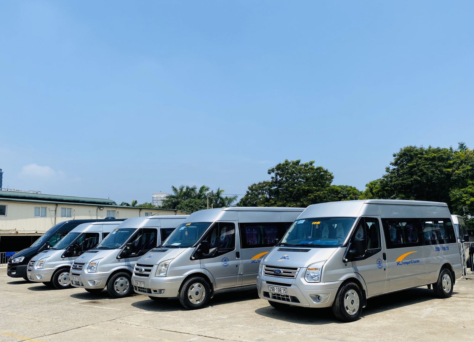 Thuê Xe 16 Chỗ Quy Nhơn